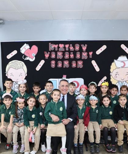 Sınıf Başkan Adayı Mina Sözünü Tuttu: Başkan Dursun Öğrencileri Ziyaret Etti