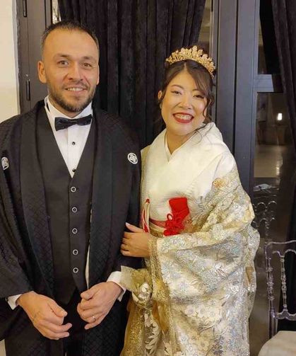 Japon Gelin Ve Türk Damat Konuklarını Kimanoyla Karşıladı