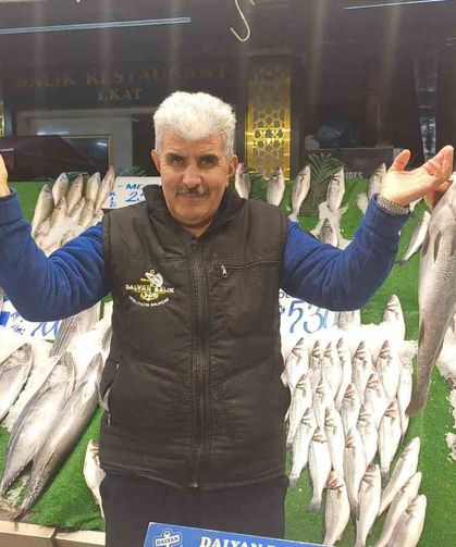 Kar Yağdı, Balık Tezgâhları Şenlendi