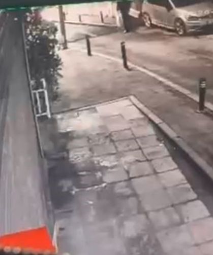 Kayıp Olarak Aranan Üniversite Öğrencisi Deniz İbişler'in Denize Atladığı Görüntüler Ortaya Çıktı