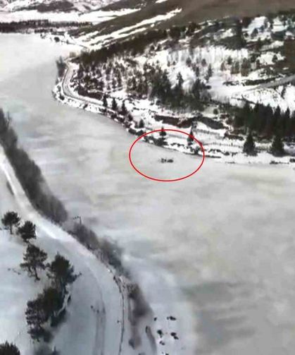 Samsunlu Doğa Fotoğrafçısı Doktor Donmuş Gölün Üzerinde Kamp Yaptı