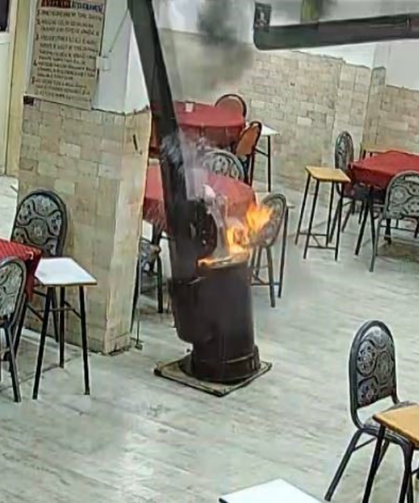 Güzel Kokması İçin Sobaya Dökülen Kolonya Ortalığı Savaş Alanına Çevirdi