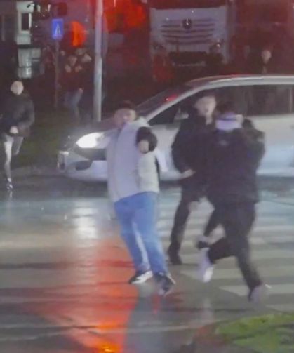 Trabzonspor'un Takım Otobüsüne Taşlı Saldırıya İlişkin 6 Gözaltı