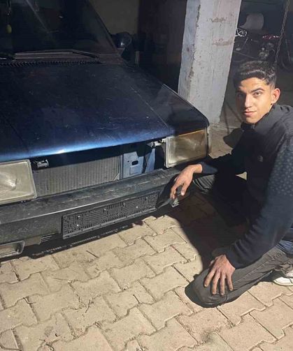 Arkadaşına Selam Vermek İçin Bastığı Kornadan Ses Çıkmayınca Çalındığını Fark Etti