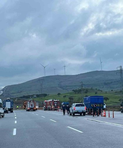 Balıkesir'de F-16 Uçağının Düştüğü Bölgede Çalışmalar Sabahın İlk Işıklarıyla Devam Ediyor