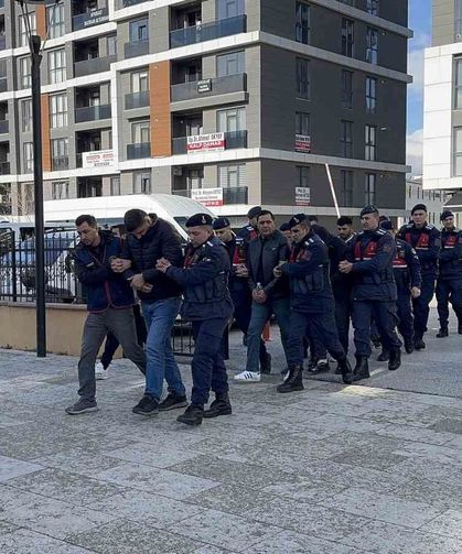 Bu Kez Bahis Oynayan da Oynatan da Yandı