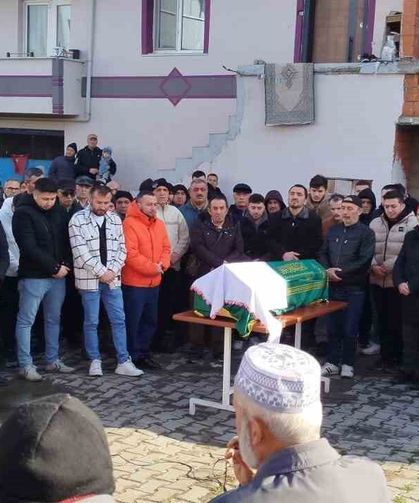 Okul Yolunda Ölen 5 Yaşındaki Güneş Toprağa Verildi