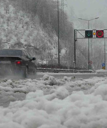 Samsun-ordu Karayolunda Kar Yağışı