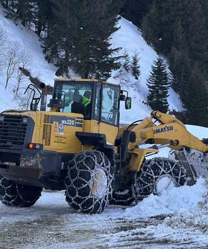 Trabzon'da 19 Mahalle Yolu Kar Nedeniyle Ulaşıma Kapandı