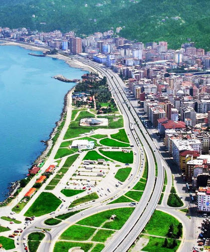 Karadeniz'de plansız yapılaşma deprem tehlikesini büyütüyor