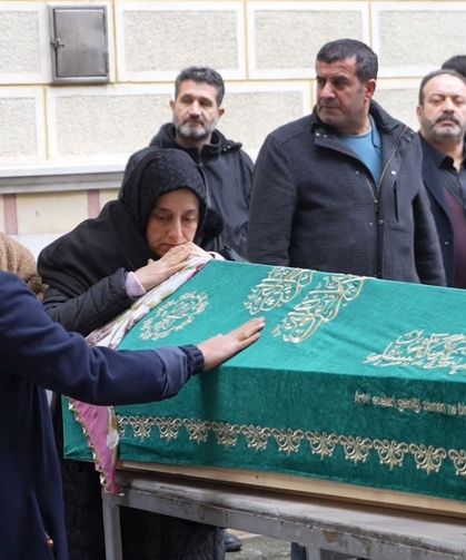 Eşi Tarafından Öldürülüp Yakılmak İstenen Semanur Son Yolculuğuna Uğurlandı