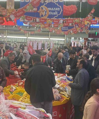 Fiyatı Yarı Yarıya Düşen Ete Hücum Ettiler