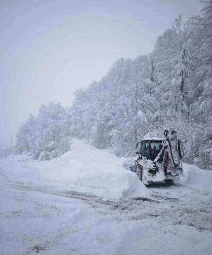 Ordu'nun 13 İlçesinde Eğitime Kar Engeli