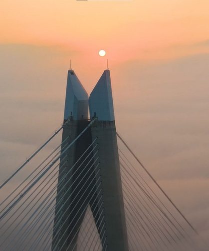 İstanbul'da Sabahın İlk Işıklarıyla Mest Eden Görüntü