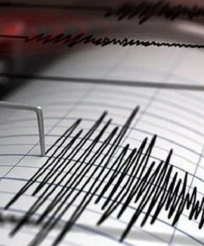 Antalya Demre'de 5 Dakika Arayla 3.5 Ve 4.7 Büyüklüğünde İki Deprem