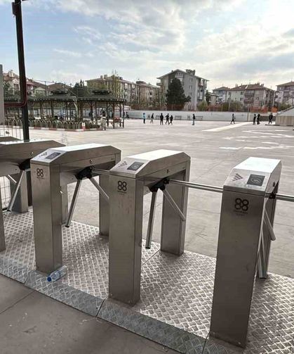 Bolu'da İlkokulda 'Kartlı Turnike' Sistemi Beğeni Topluyor