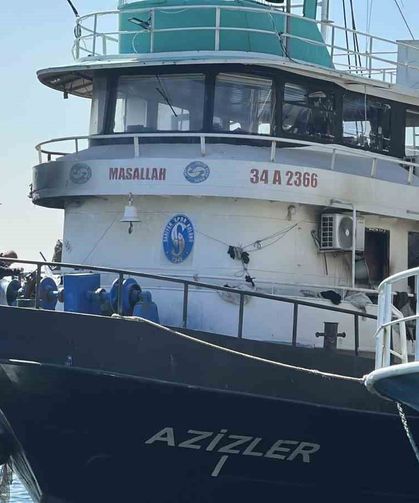 Sarıyer'de Balıkçı Teknesinden Alevler Yükseldi