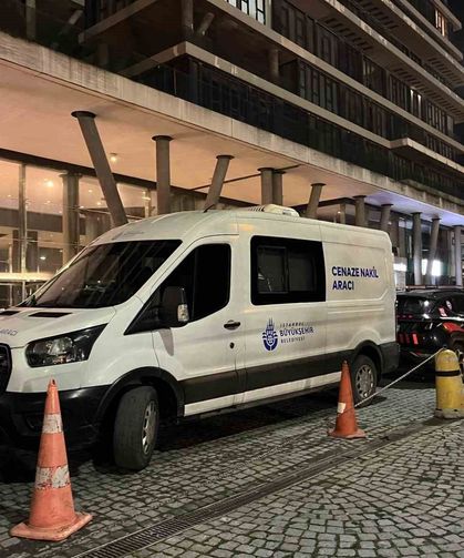 Zeytinburnu'nda Eski Koca Dehşeti: Kızını Öldürdü, Eski Eşini Ağır Yaraladı