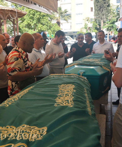 Kalp Masajı Yaptığı Arkadaşının Ardından O Da Öldü