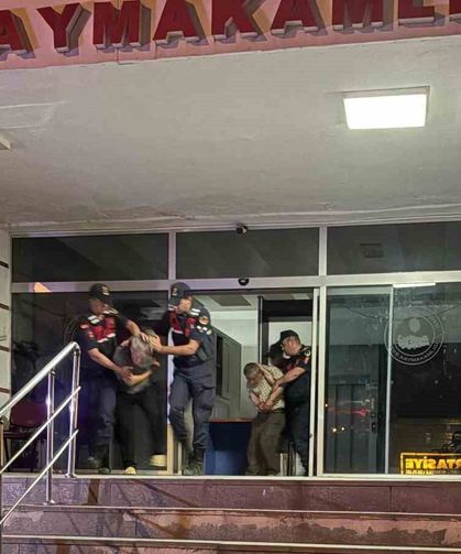 Cinsel İstismar Soruşturmasında Şüpheli Ve Onu Alıkoyan Baba Tutuklandı