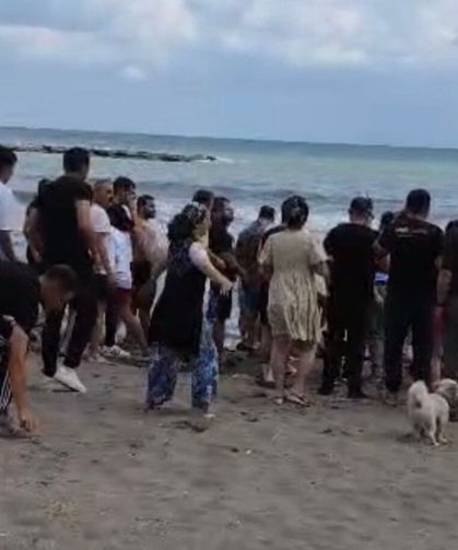 Karadeniz'de Facia: Valiliğin Uyarısına Rağmen Denize Girdiler, 1 Kişi Öldü, 2 Kişi Hastanelik Oldu