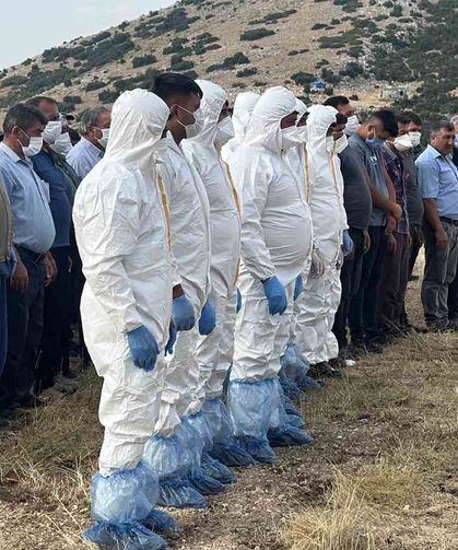 Kene Isırması Sonucu Hayatını Kaybeden Kadın Defnedildi