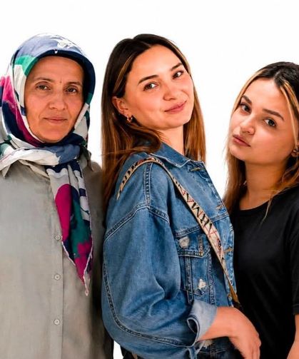 Sele Kapılıp Hayatını Kaybeden Anne ve İki Kızı Defnedildi