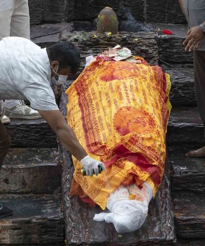 Nepal'de Can Kaybı 734'e Yükseldi