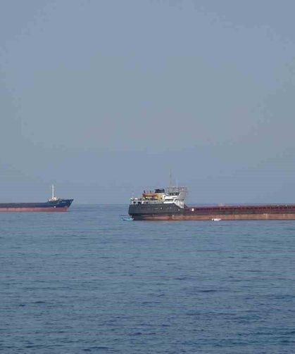 Savaş Deniz Ticaretini Etkiledi: Gemiler Karadeniz'de Bekliyor