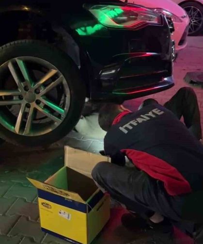 Yunanistan'dan Bolu'ya Otomobilin Motorunda Gelen Minik Misafir