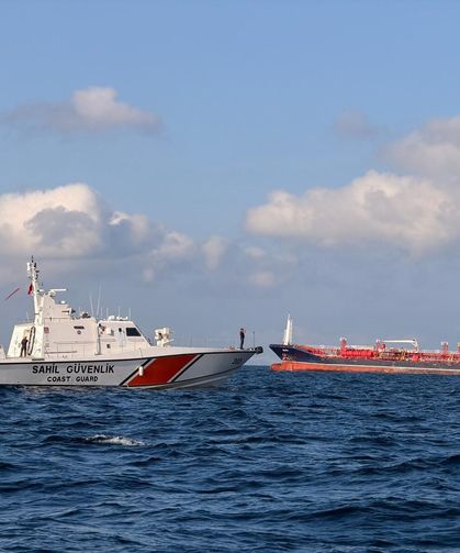 Marmara Denizi'nde İki Türk Gemisi Çarpıştı: 10 Kişi Kayıp
