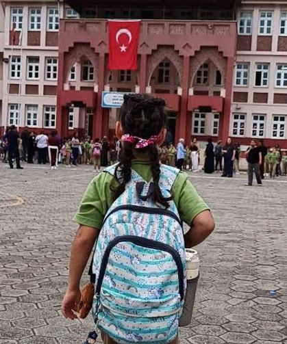 Çocuklarda Okul Çantası Seçimine Dikkat!