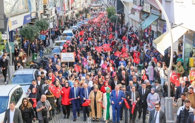 Rize'de 'Cumhuriyet Yürüyüşü' gerçekleştirildi