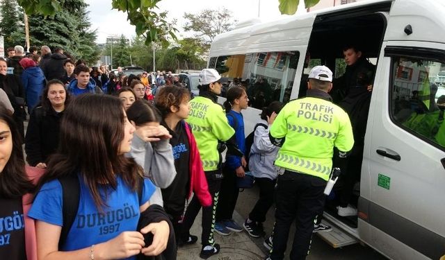 Denetimler Sonuç Verdi, Okul Servis Araçları Trafik Kazasına Karışmadı