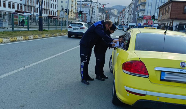 Çayeli'nde Trafik Denetimleri Yapıldı