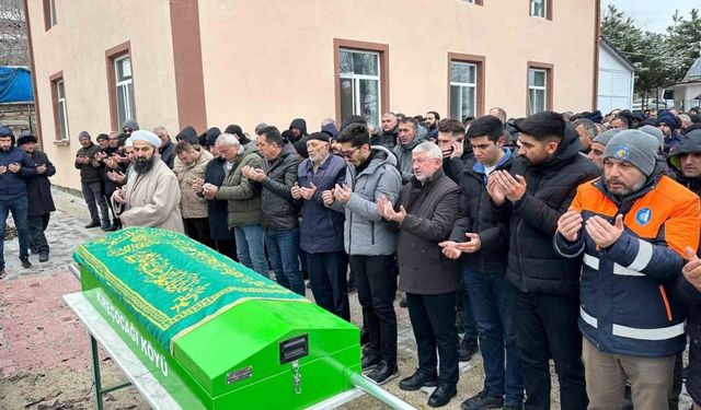 Çay İçmek İçin Gittiği Kahvehanedeki Saldırıda Ölen Vatandaş Son Yolculuğuna Uğurlandı