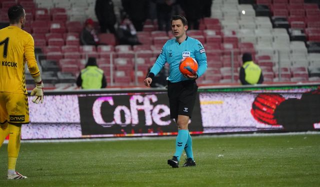 Beşiktaş - Çaykur Rizespor maçının hakemi açıklandı