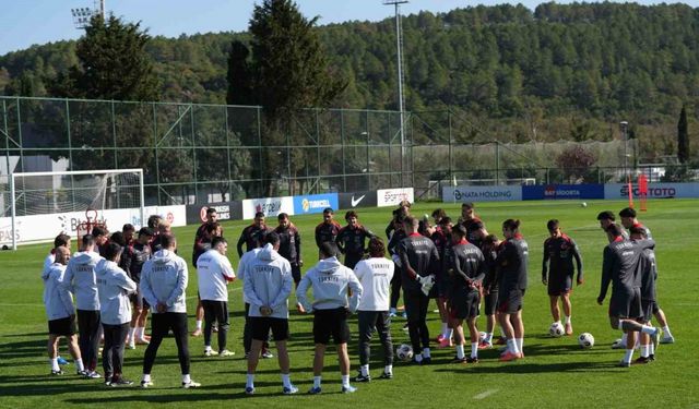 A Milli Futbol Takımı, Gürcistan Maçının Hazırlıklarını Tamamladı