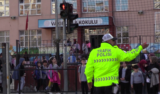 Rize'de Okul Servisleri Denetleniyor