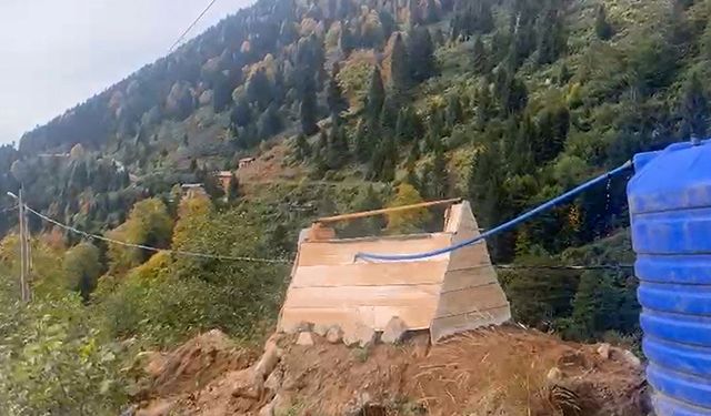 Ayder Yaylası'nda Mezar Görünümlü Su Deposu Görenleri Şaşırtıyor