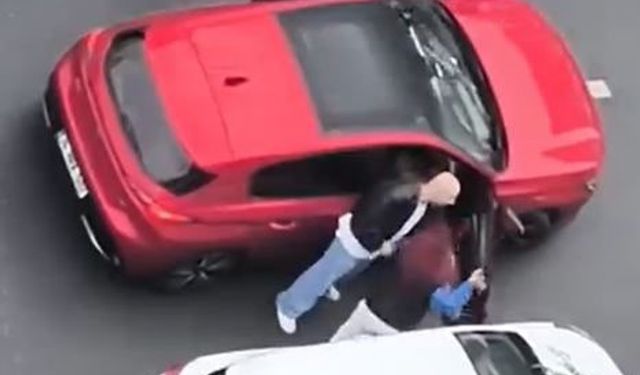 Yol Verme Tartışmasında Kadınlar Kavga Etti