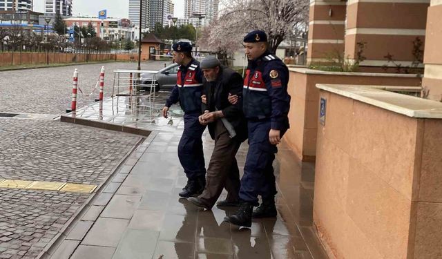Oğlunu Tüfekle Öldüren Baba Tutuklandı