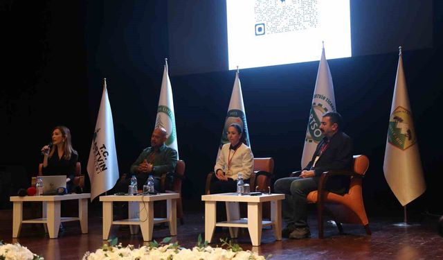 Artvin'de Bal Çalıştayı Düzenlendi