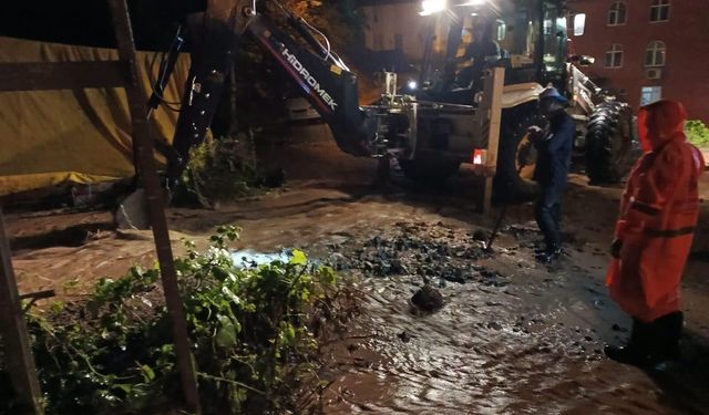 Sağanak Yağış 2.2 Milyon Liralık Zarara Neden Oldu