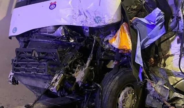 Artvin'de Feci Kaza: 1 Kişi Hayatını Kaybetti 2 Yaralı