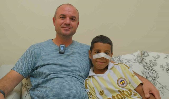 9 Yaşındaki Abdullah, Narkozun Etkisiyle Fenerbahçe - Galatasaray Derbisini Anlatmaya Başladı