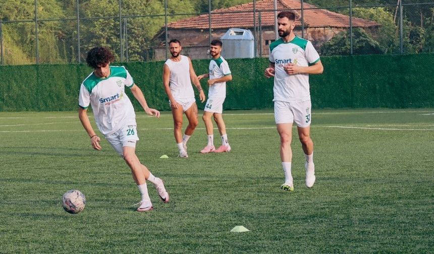 Tff 3. Lig’in Yeni Takımlarından Çayelispor, Yeni Sezonun Hazırlıklarına Başladı