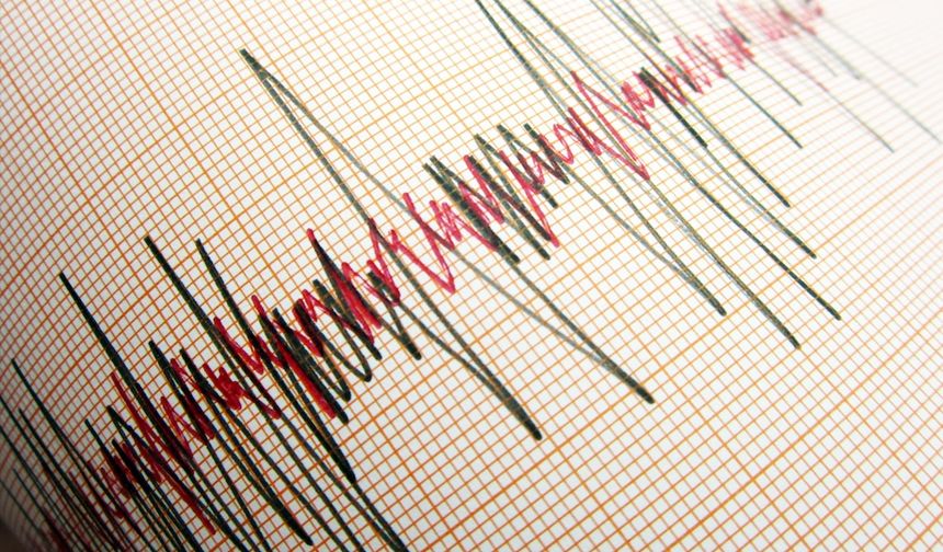 5.9 Büyüklüğünde Deprem