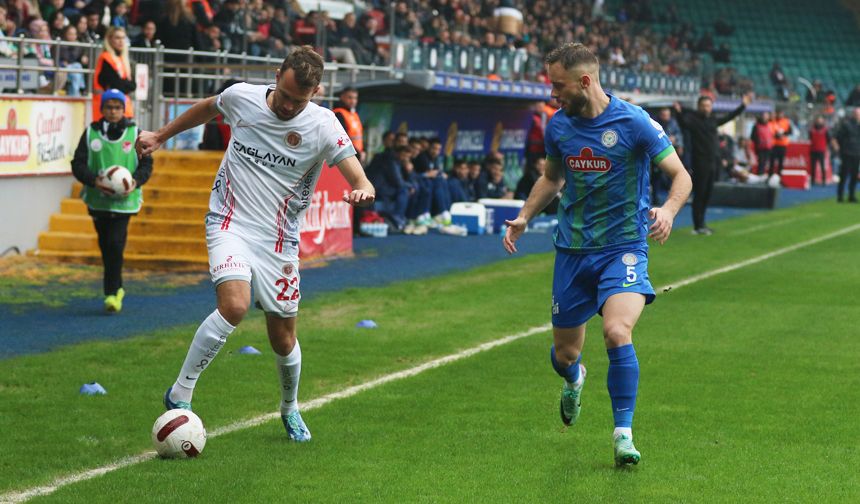 Çaykur Rizespor ile Antalyaspor 25. Kez Kozlarını Paylaşacak