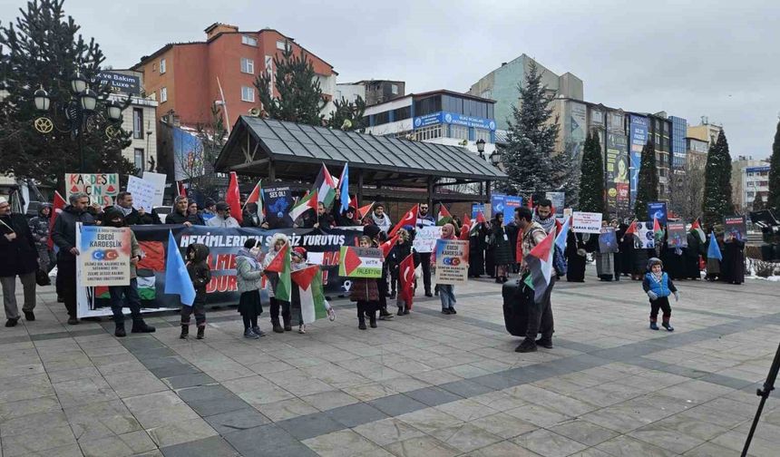 Sağlık Çalışanları Sessiz Yürüyüşlerini Sürdürdü